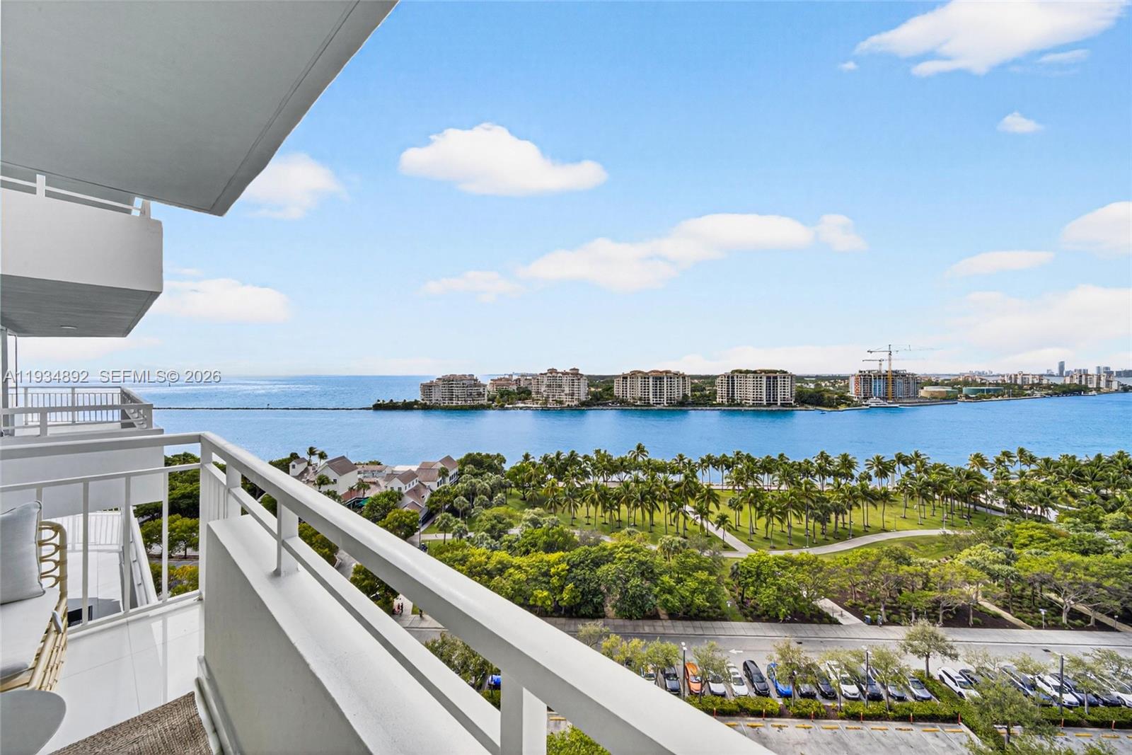 400 S Pointe Dr #1501, Miami Beach FL 33139