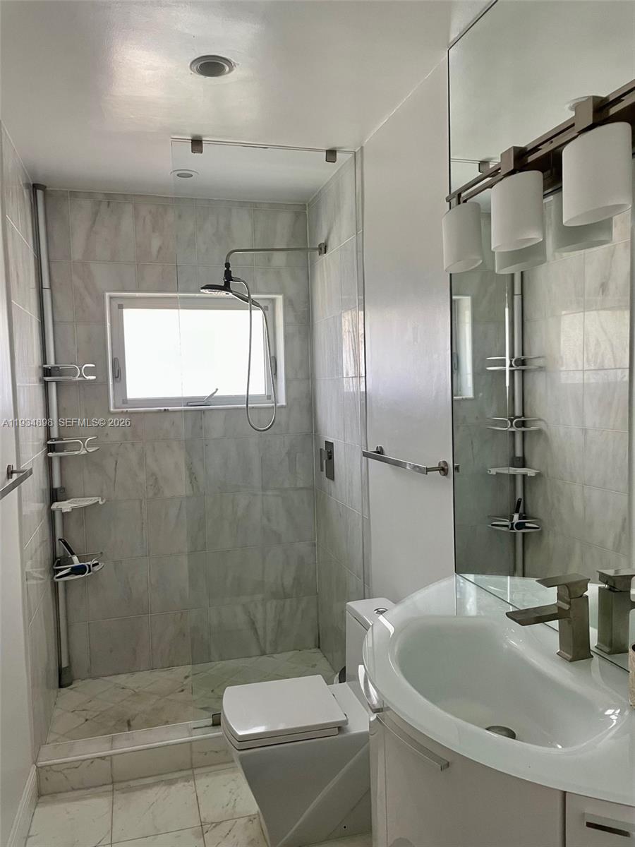 286 Bal Bay Dr #4, Bal Harbour FL 33154