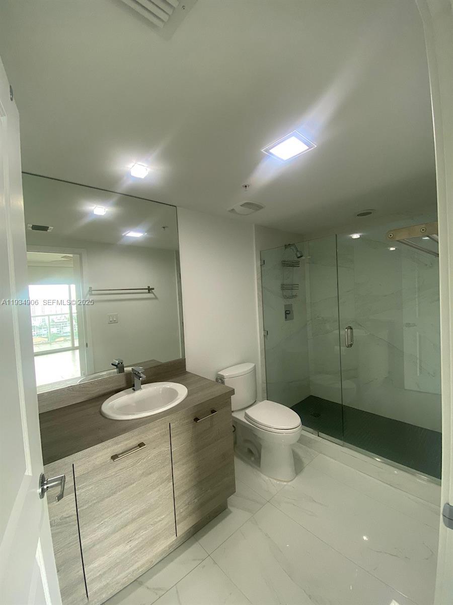 400 Sunny Isles Blvd #1616, Sunny Isles Beach FL 33160