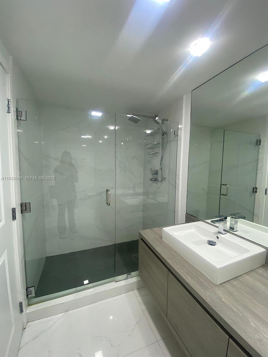 400 Sunny Isles Blvd #1616, Sunny Isles Beach FL 33160