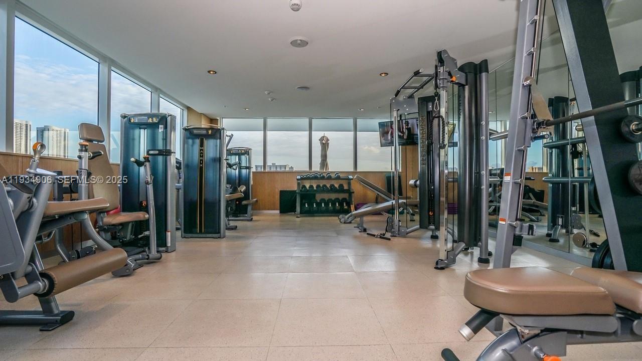 400 Sunny Isles Blvd #1616, Sunny Isles Beach FL 33160