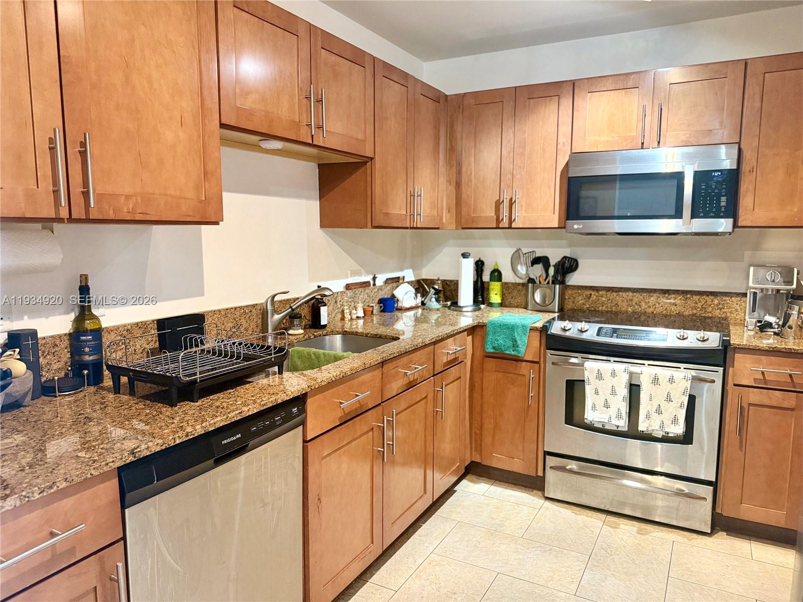 8395 SW 73rd Ave #417, Miami FL 33143