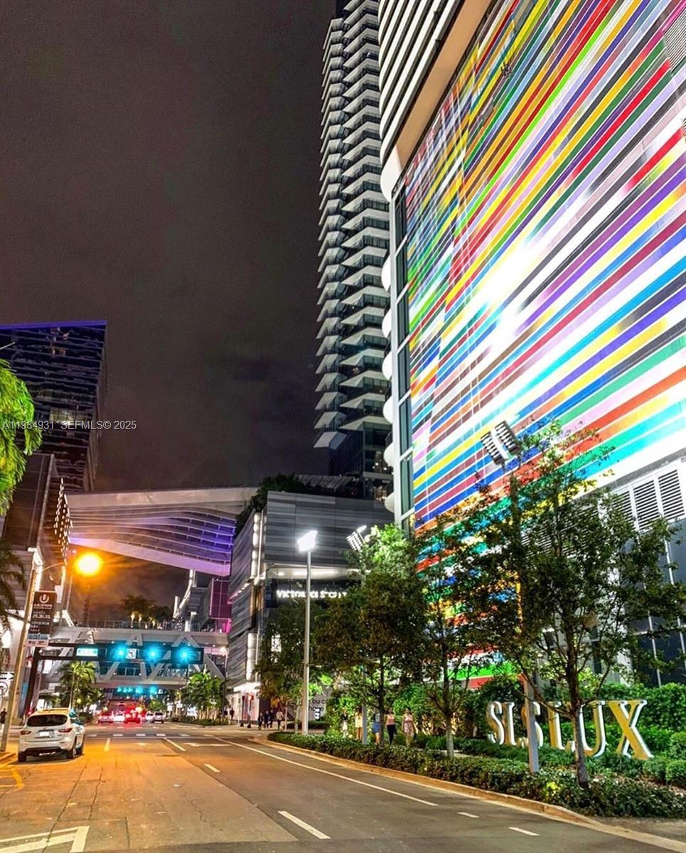 801 S Miami Ave #509, Miami FL 33130