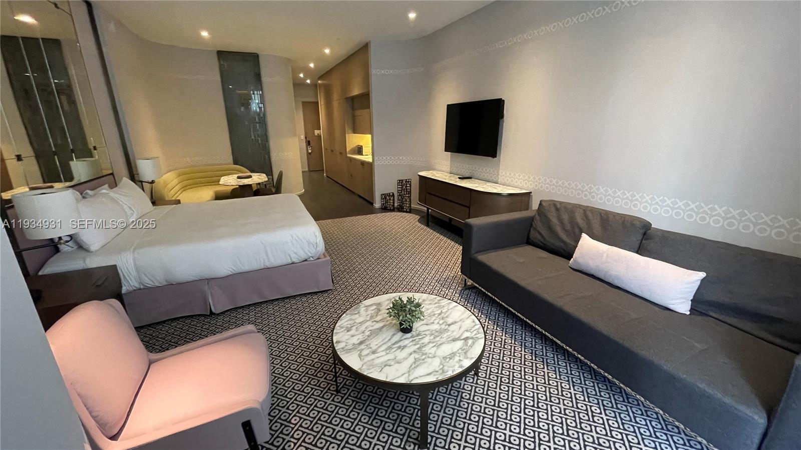 801 S Miami Ave #509, Miami FL 33130