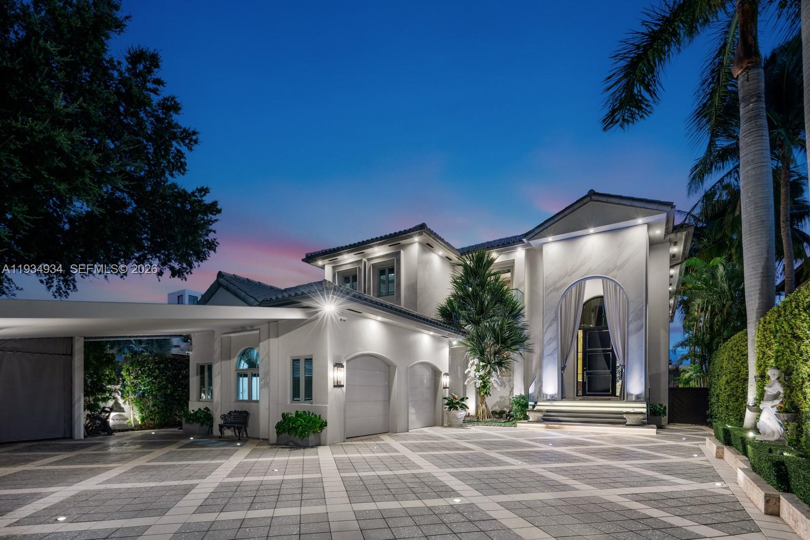 176 S Hibiscus Drive, Miami Beach FL 33139