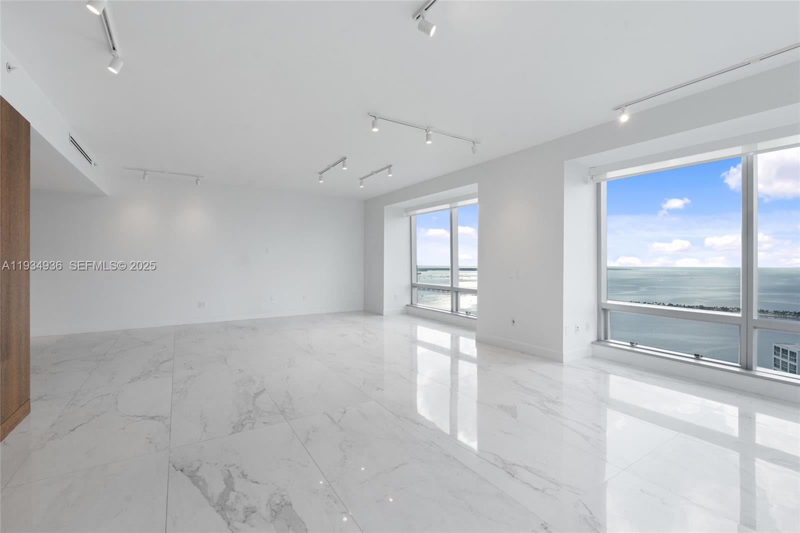 1425 Brickell Ave #47B, Miami FL 33131