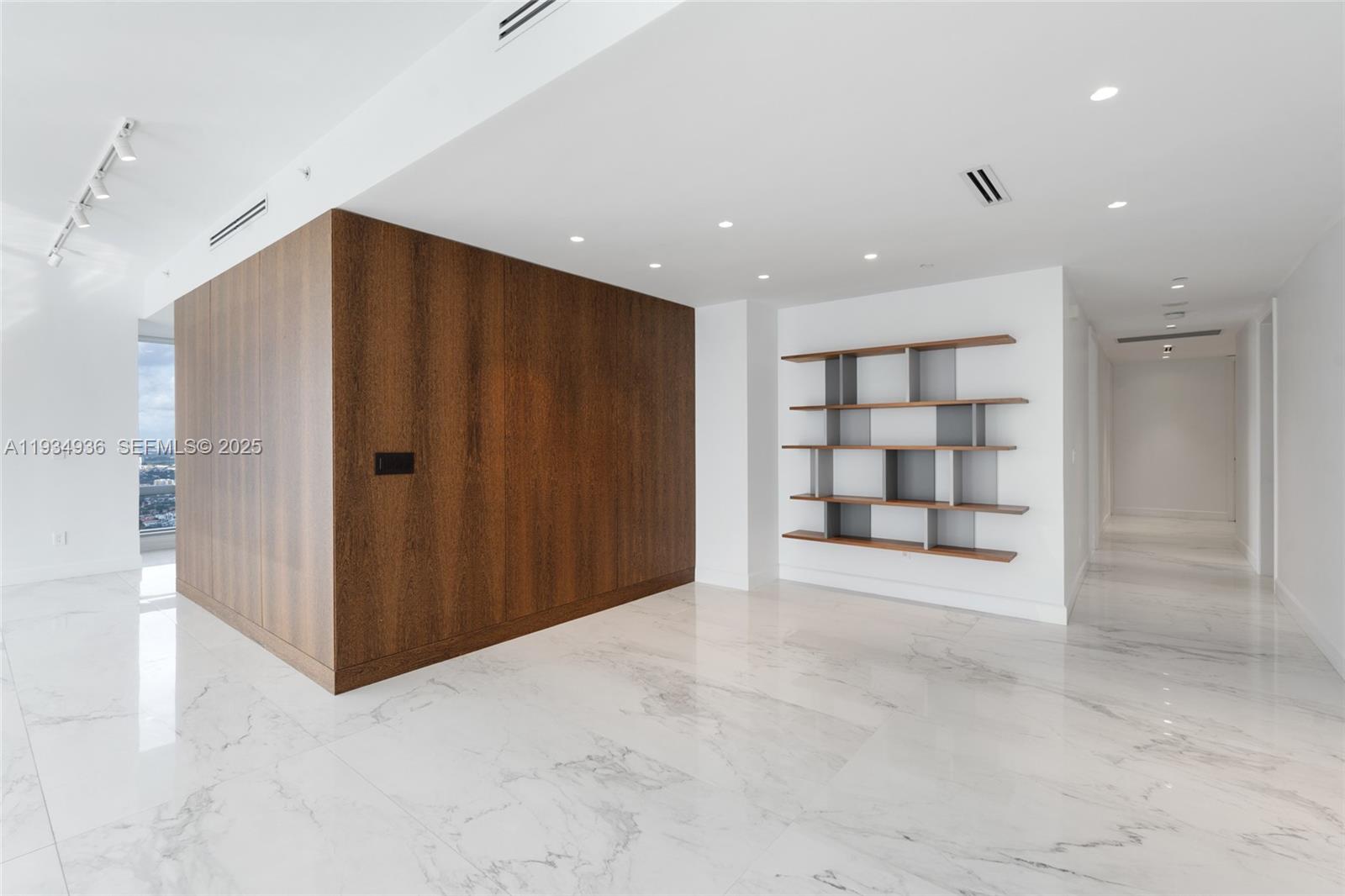 1425 Brickell Ave #47B, Miami FL 33131
