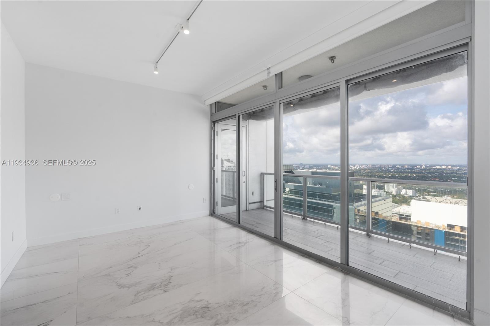 1425 Brickell Ave #47B, Miami FL 33131
