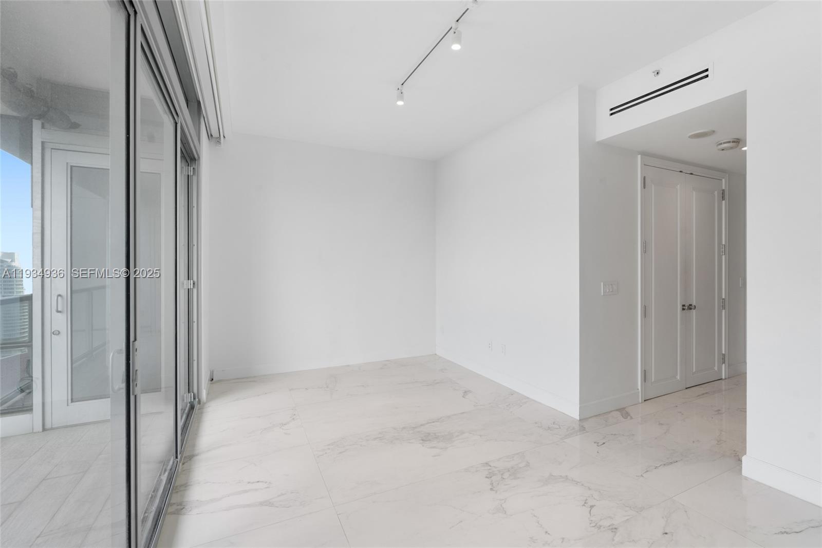 1425 Brickell Ave #47B, Miami FL 33131