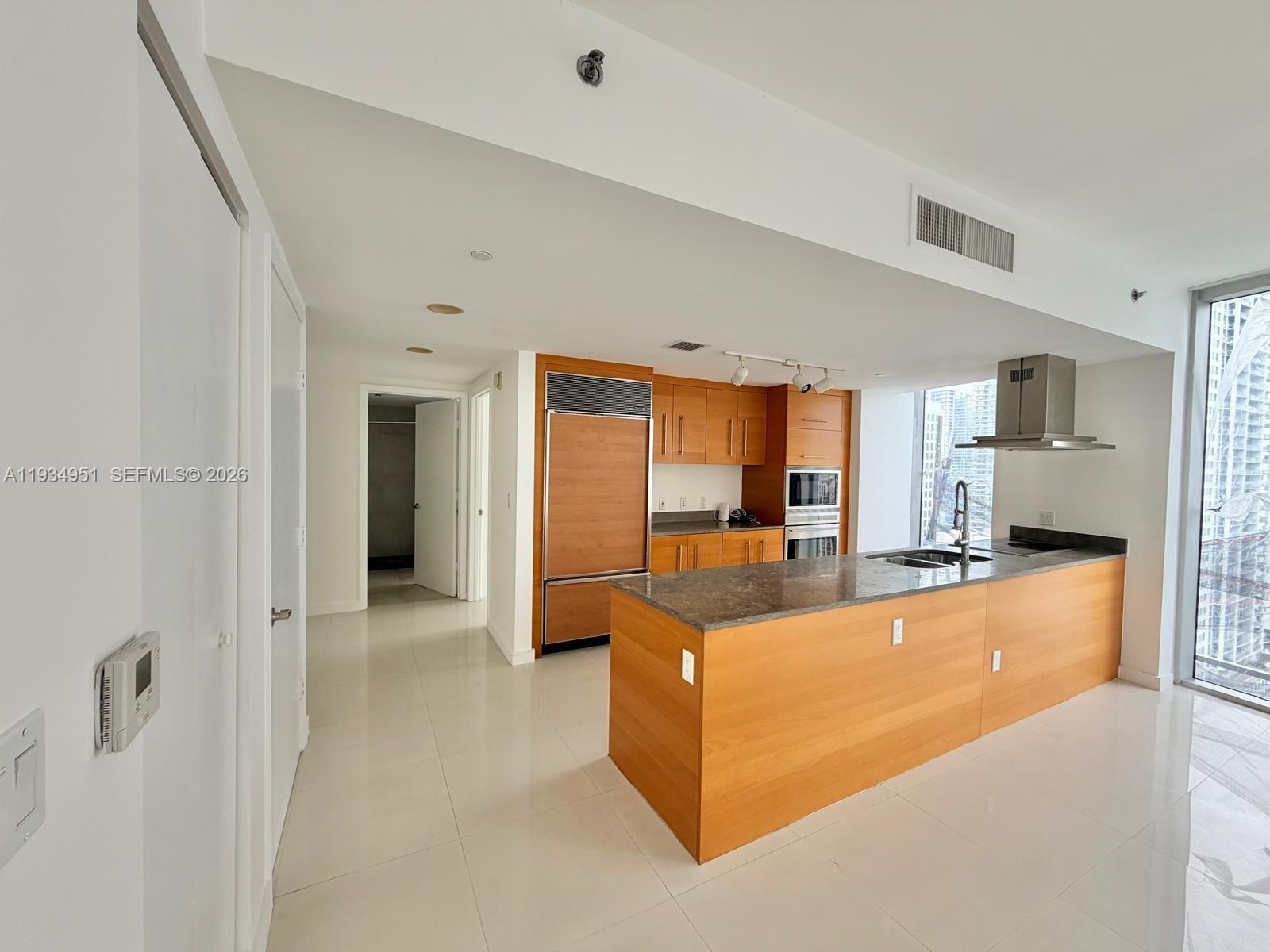 495 Brickell Ave #2610, Miami FL 33131