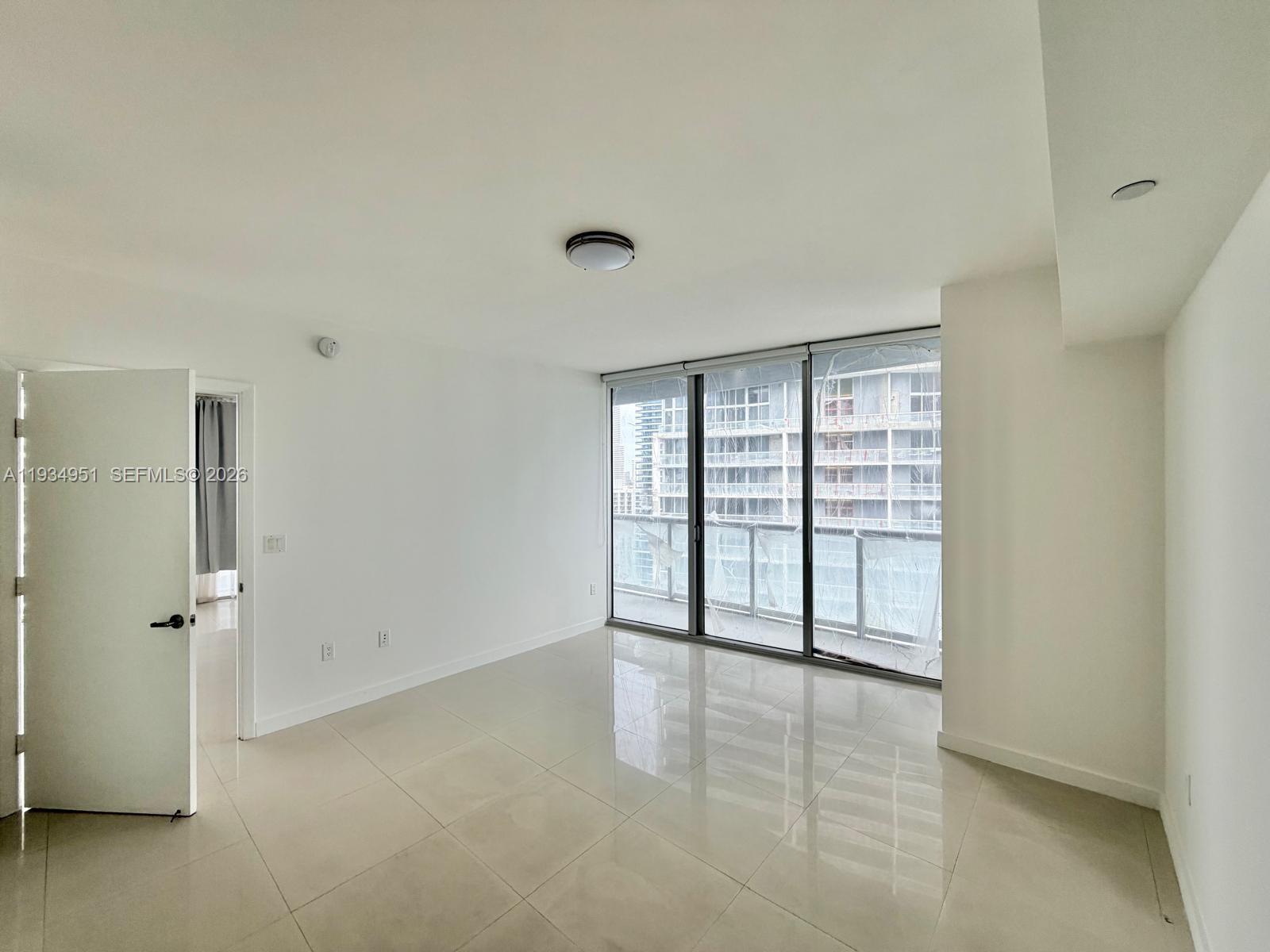 495 Brickell Ave #2610, Miami FL 33131