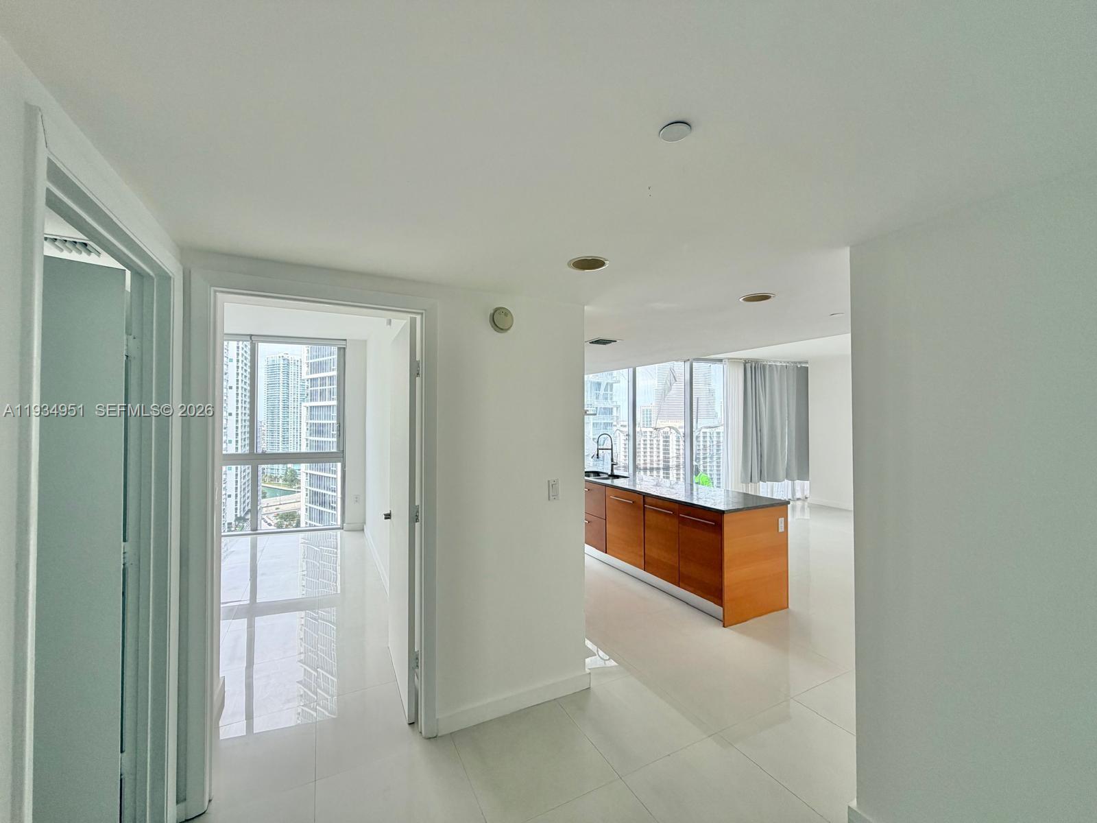 495 Brickell Ave #2610, Miami FL 33131