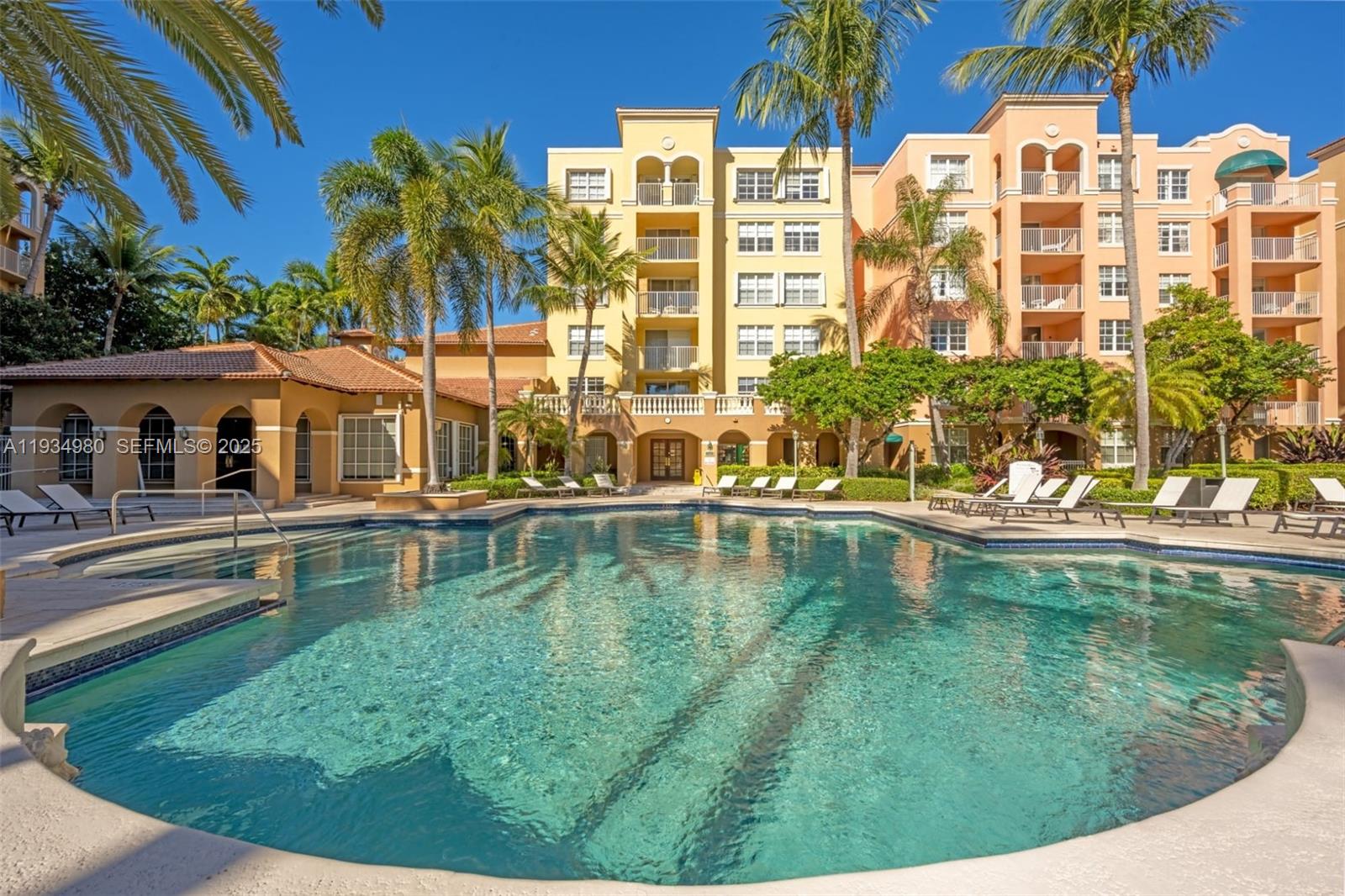 19501 E Country Club Dr #9108, Aventura FL 33180