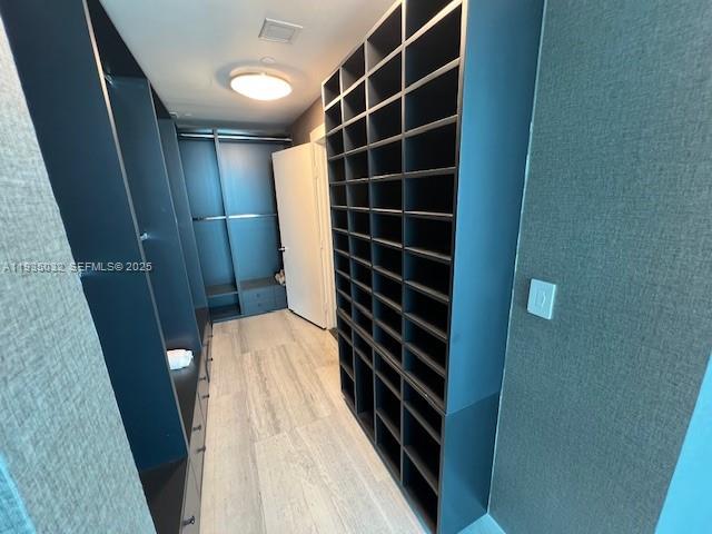 900 Biscayne Blvd #5605, Miami FL 33132