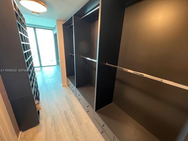 900 Biscayne Blvd #5605, Miami FL 33132