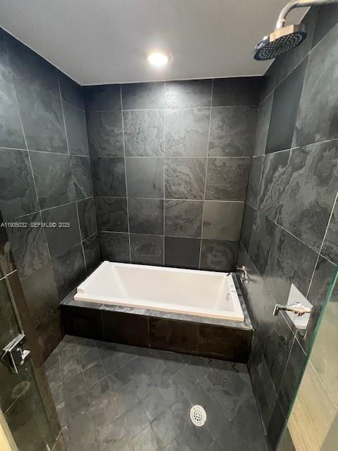 900 Biscayne Blvd #5605, Miami FL 33132