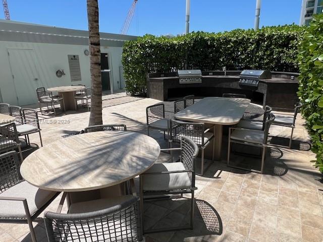 900 Biscayne Blvd #5605, Miami FL 33132