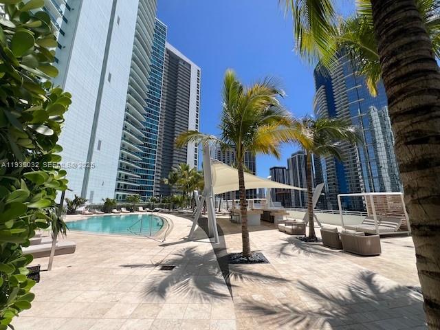 900 Biscayne Blvd #5605, Miami FL 33132