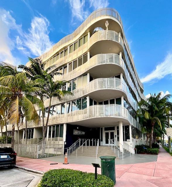 2100 Park Ave #104, Miami Beach FL 33139