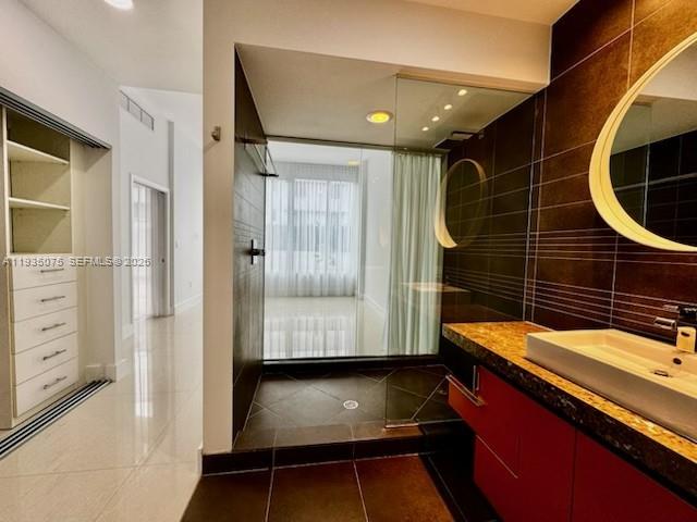 2100 Park Ave #104, Miami Beach FL 33139