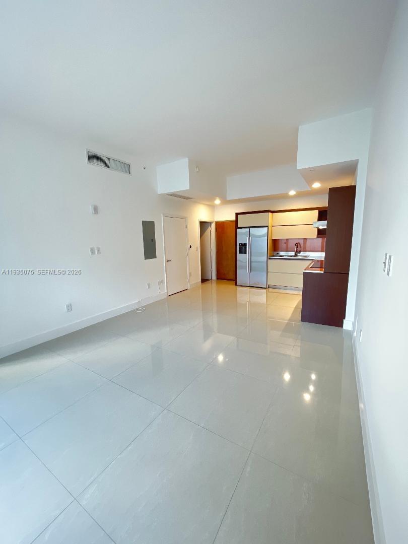 2100 Park Ave #104, Miami Beach FL 33139