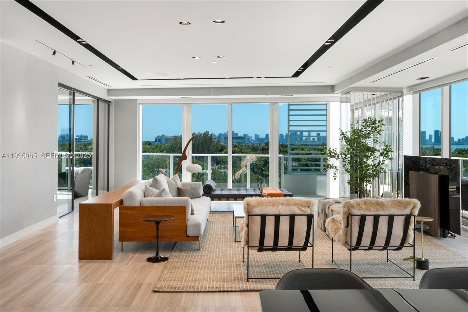 4701 N Meridian Ave #512, Miami Beach FL 33140