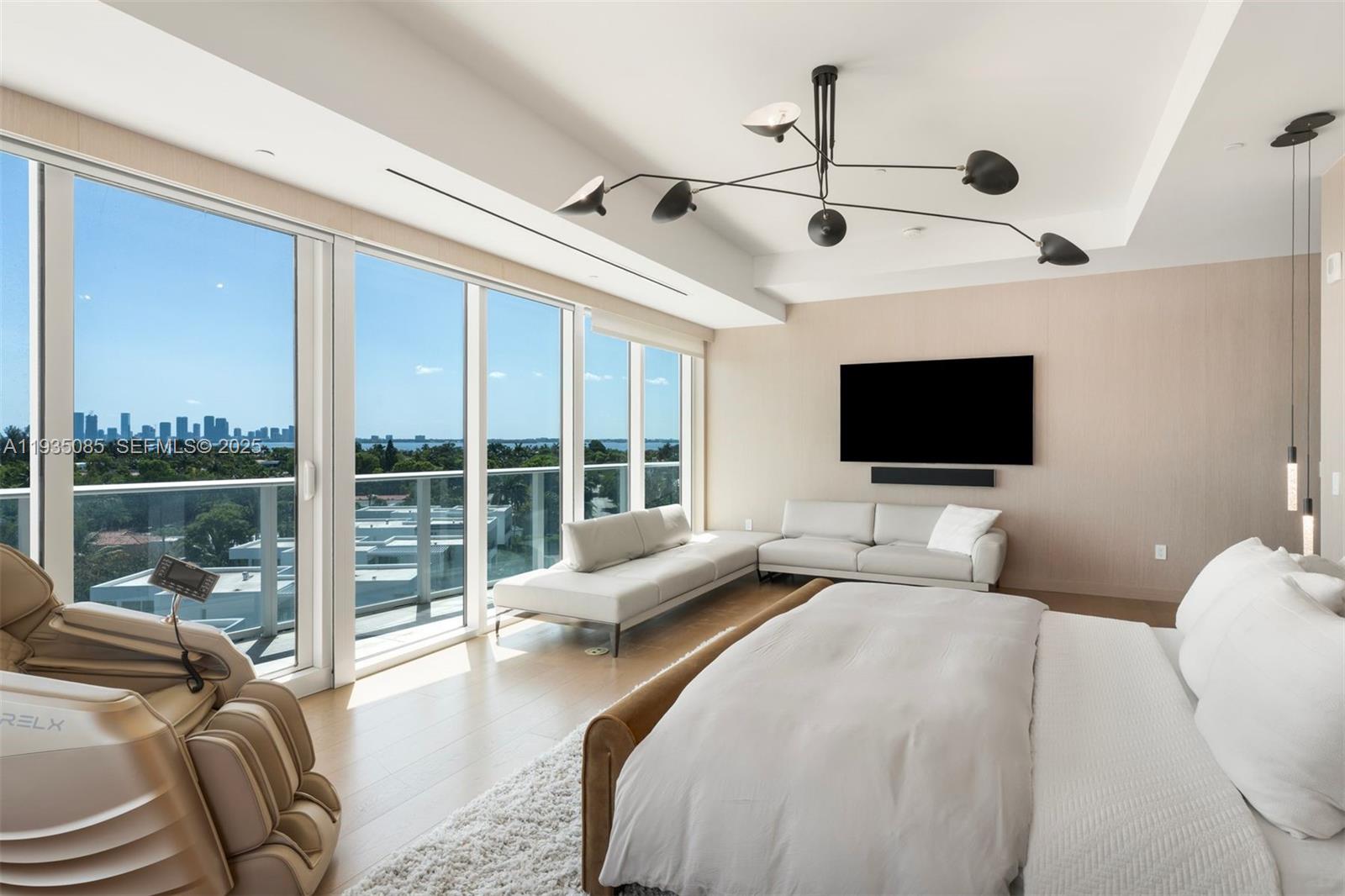 4701 N Meridian Ave #512, Miami Beach FL 33140