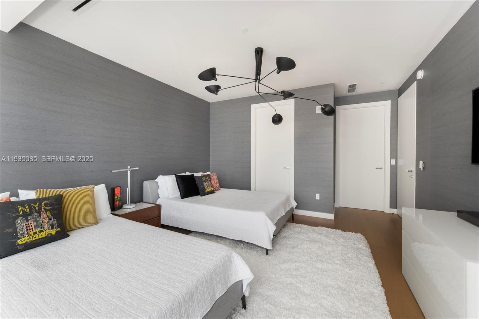4701 N Meridian Ave #512, Miami Beach FL 33140