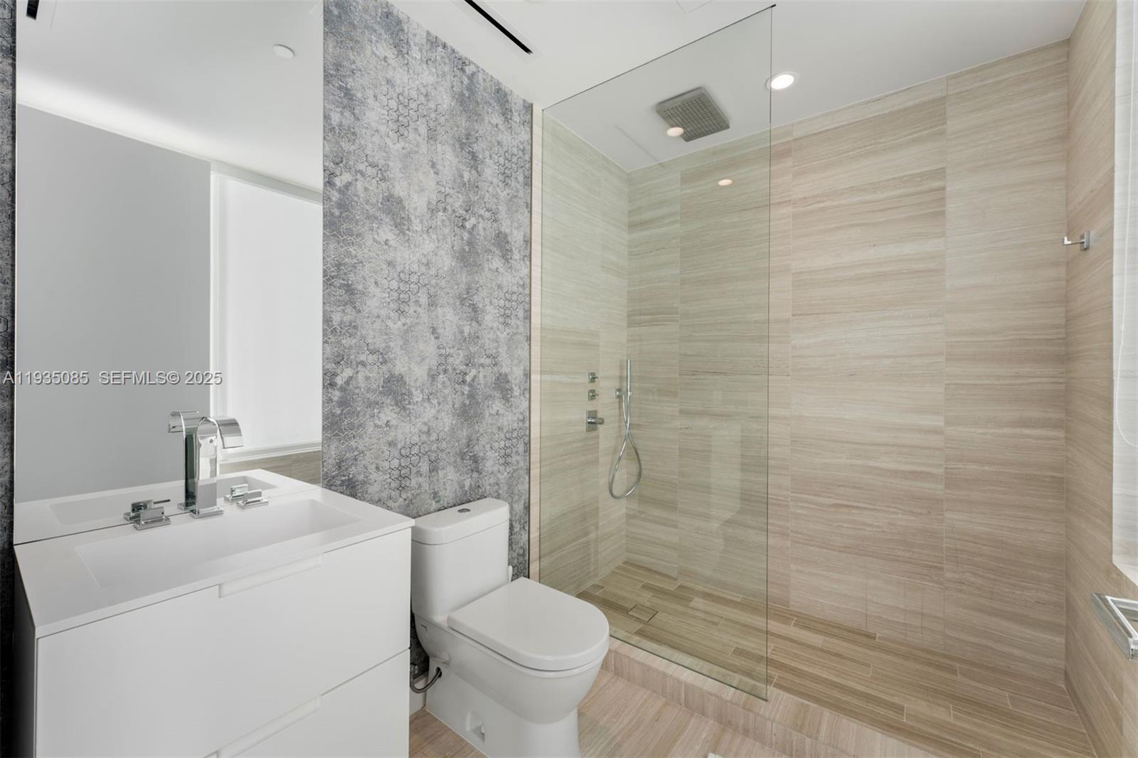 4701 N Meridian Ave #512, Miami Beach FL 33140