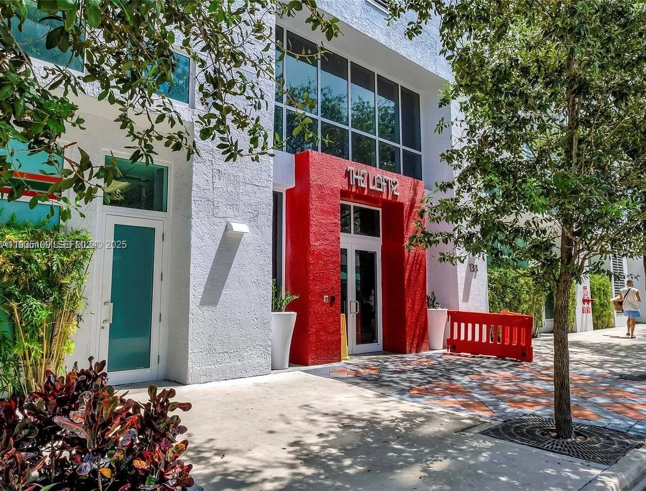 133 NE 2nd Ave #811, Miami FL 33132