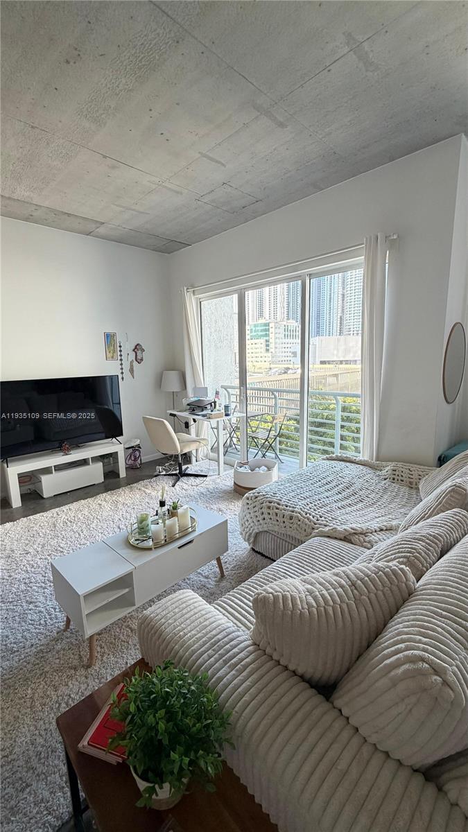 133 NE 2nd Ave #811, Miami FL 33132