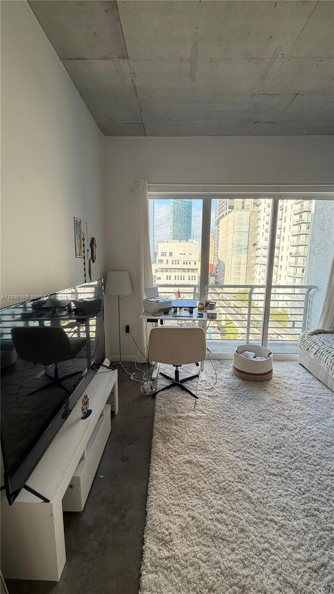 133 NE 2nd Ave #811, Miami FL 33132