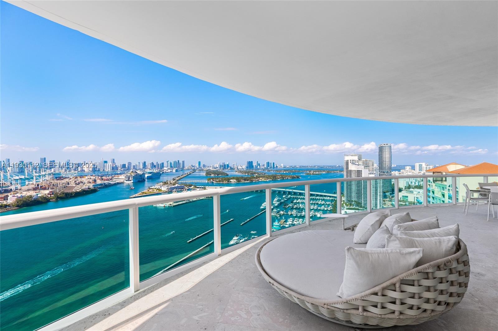 1000 S Pointe Dr #3501, Miami Beach FL 33139
