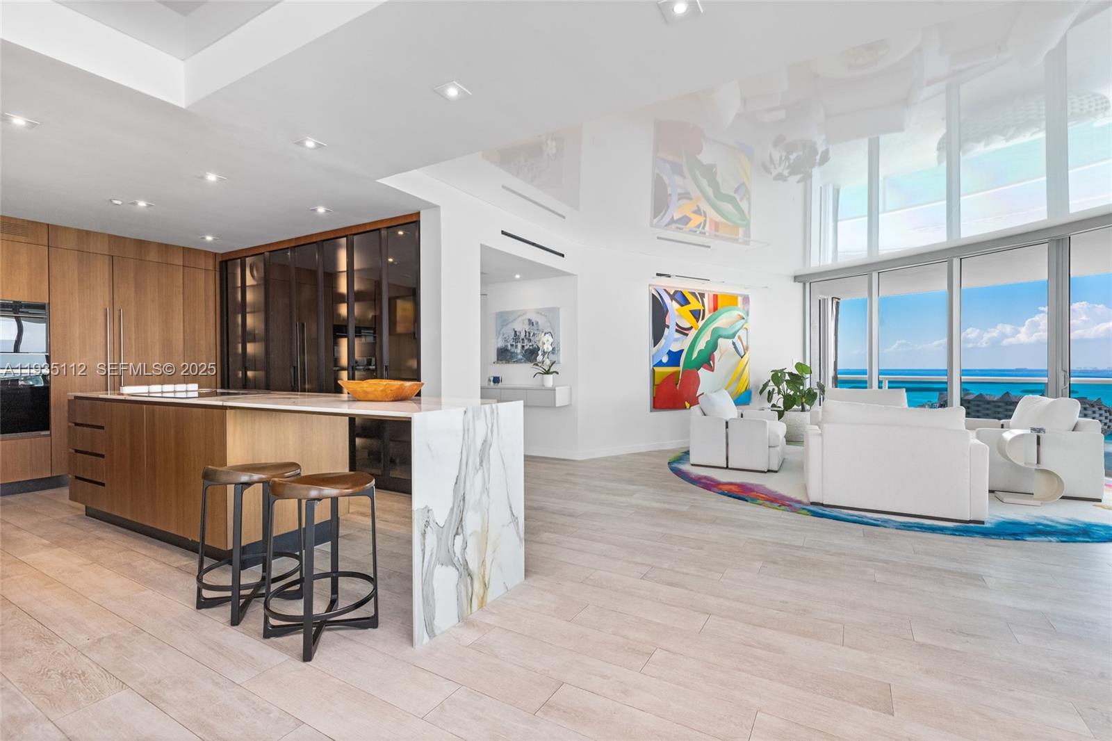 1000 S Pointe Dr #3501, Miami Beach FL 33139