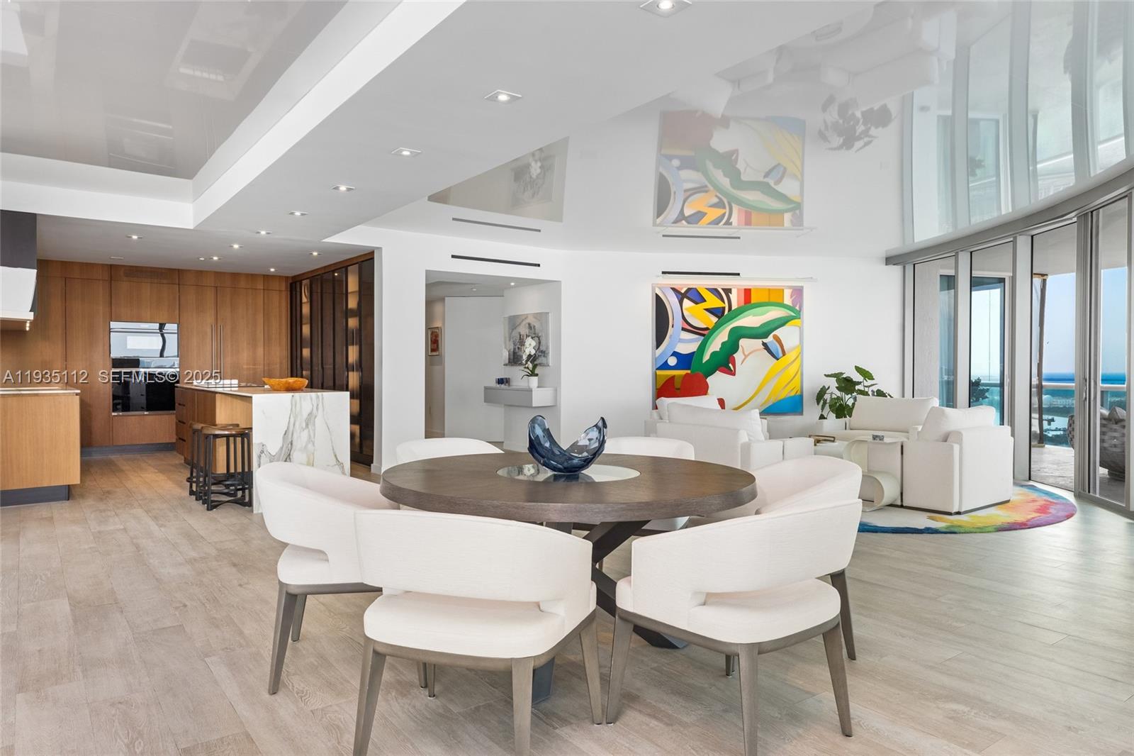 1000 S Pointe Dr #3501, Miami Beach FL 33139