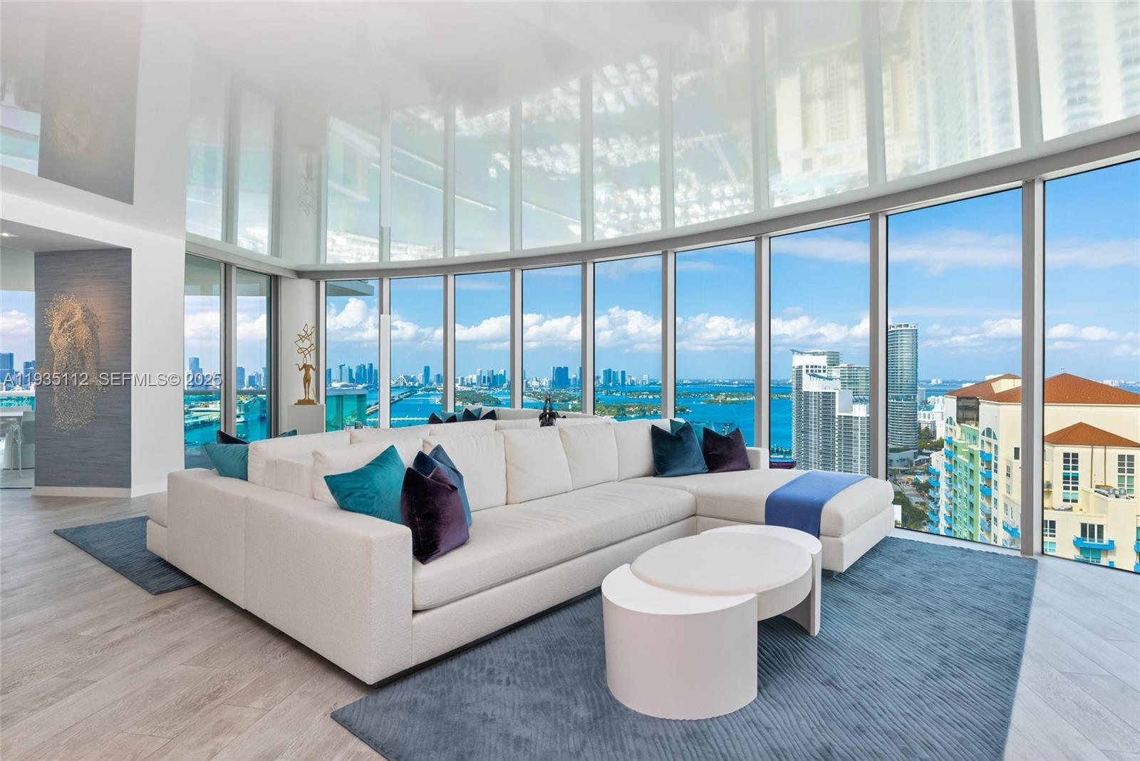 1000 S Pointe Dr #3501, Miami Beach FL 33139