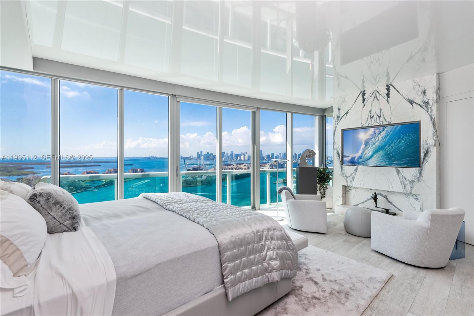 1000 S Pointe Dr #3501, Miami Beach FL 33139