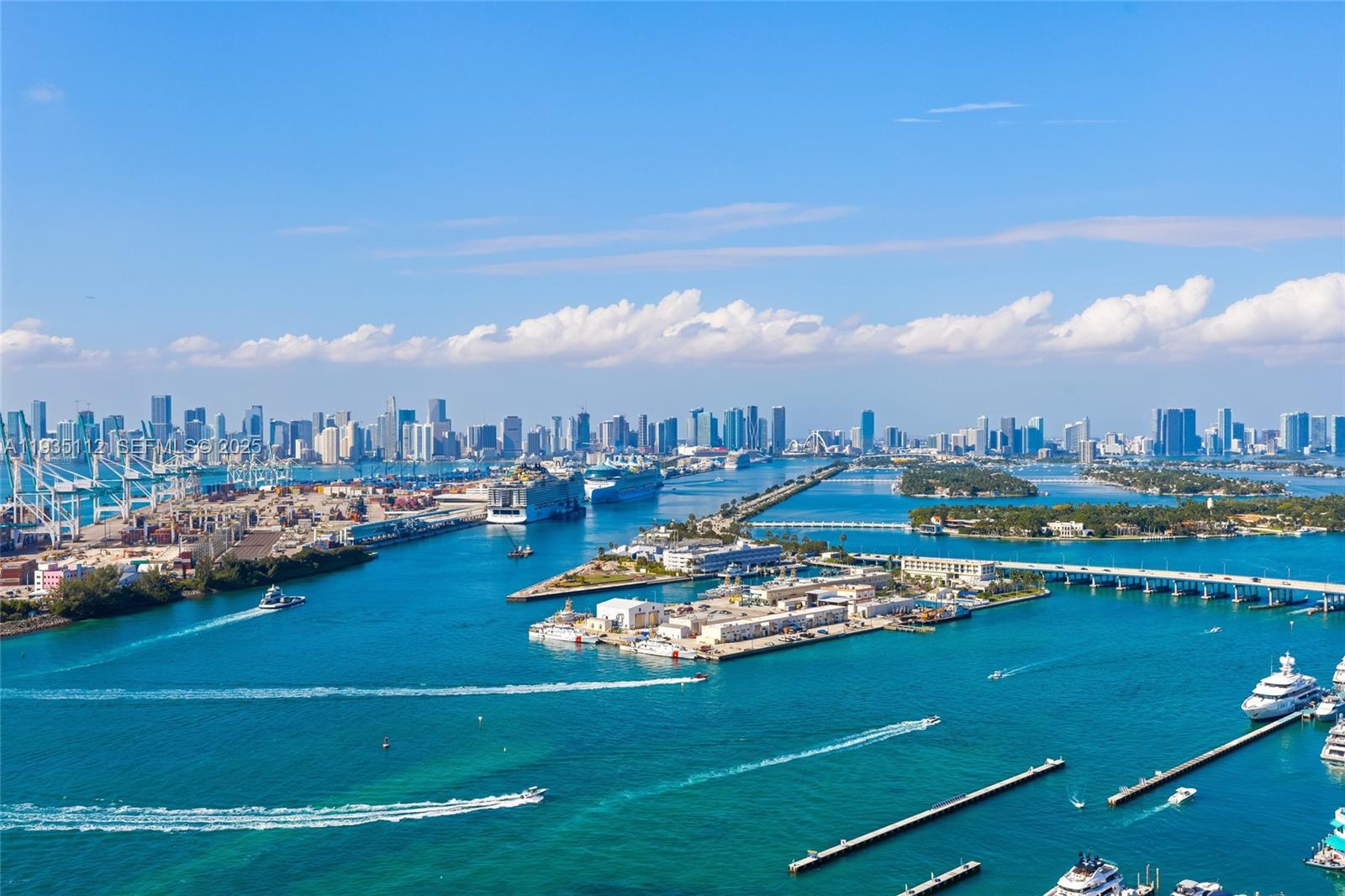 1000 S Pointe Dr #3501, Miami Beach FL 33139