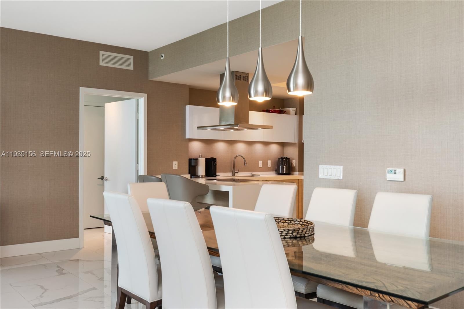 17301 Biscayne Blvd #908, North Miami Beach FL 33160