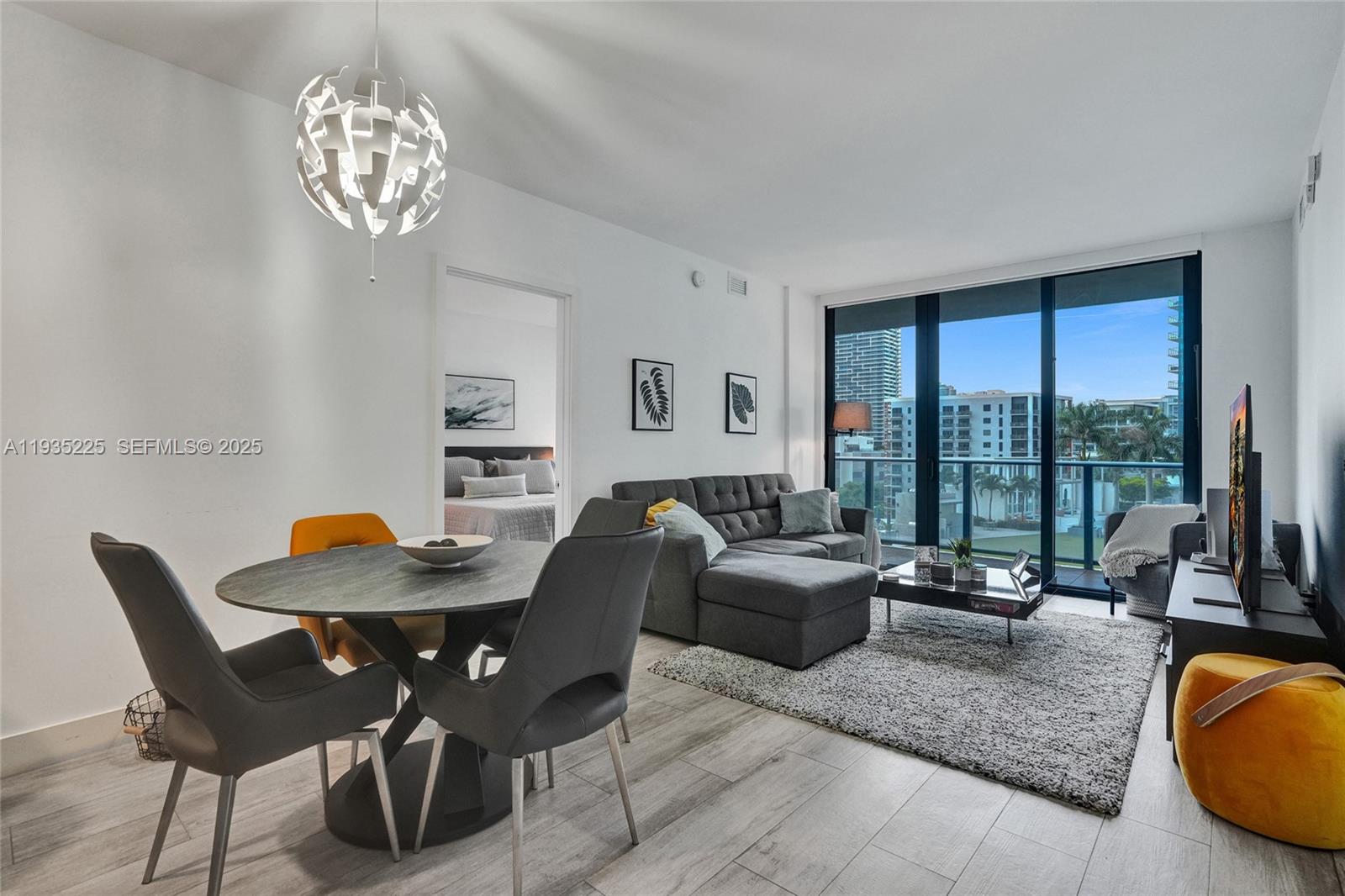 121 NE 34th St #902, Miami FL 33137