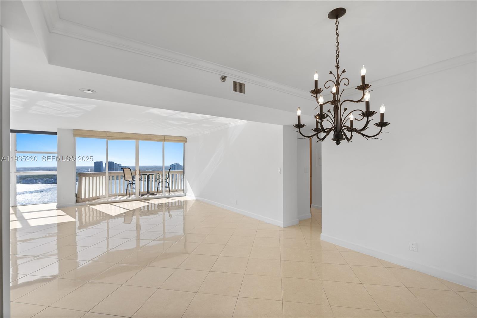 1000 W Island Blvd #3002, Aventura FL 33160