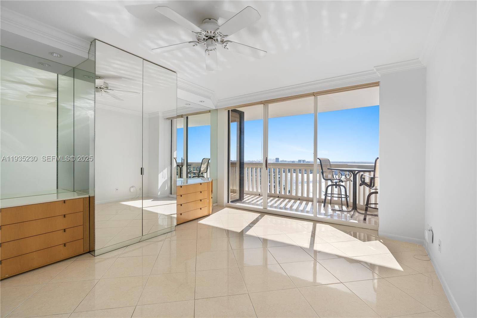 1000 W Island Blvd #3002, Aventura FL 33160