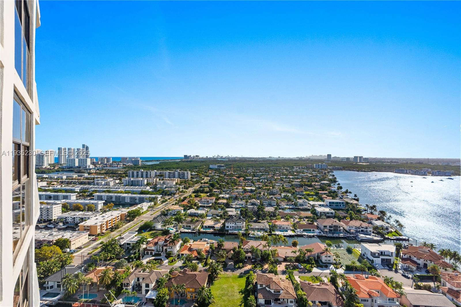 1000 W Island Blvd #3002, Aventura FL 33160
