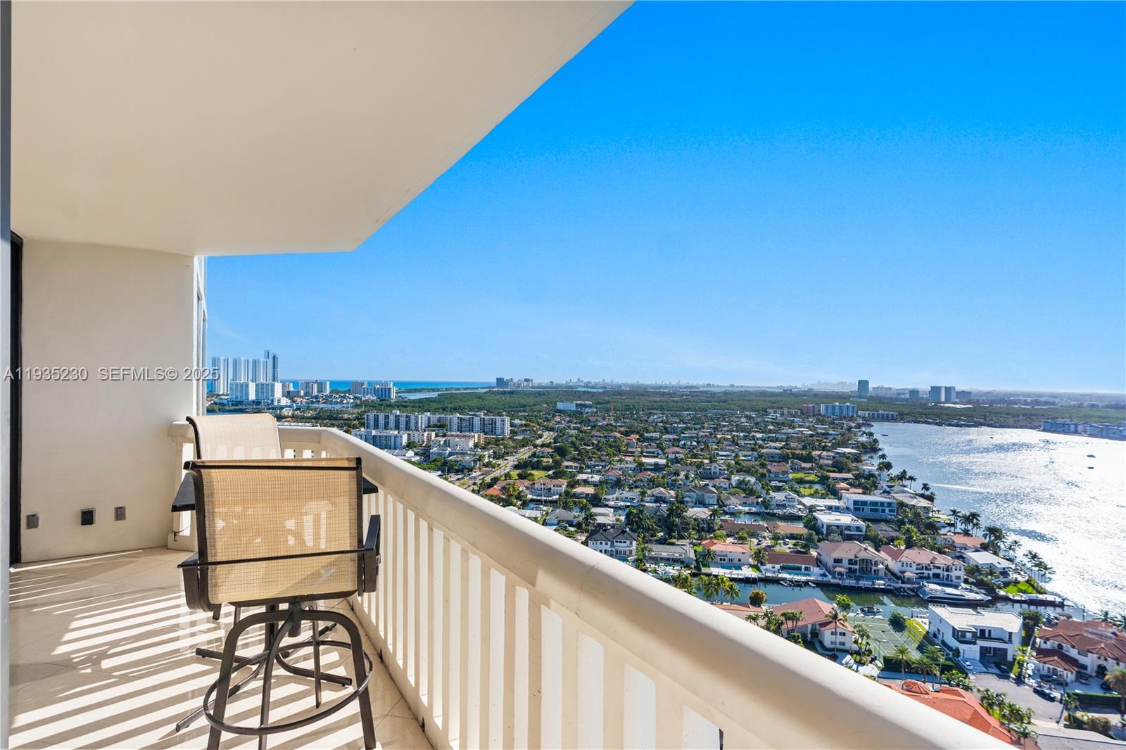 1000 W Island Blvd #3002, Aventura FL 33160