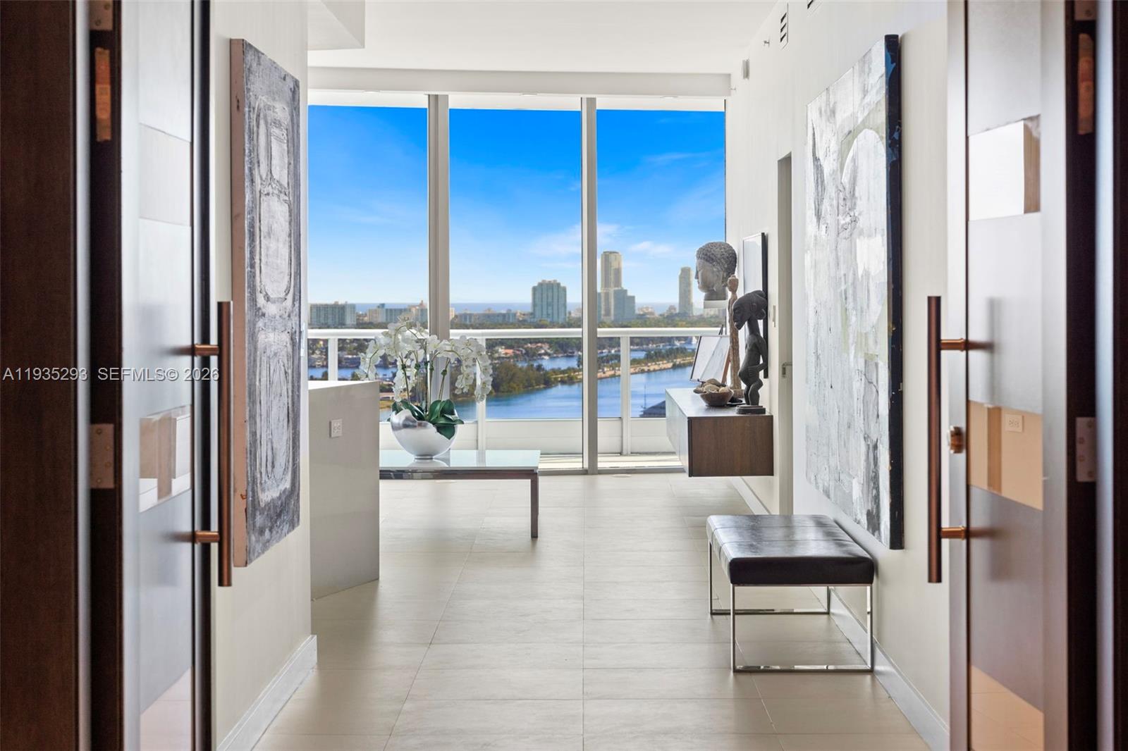 900 Biscayne Blvd #2106, Miami FL 33132