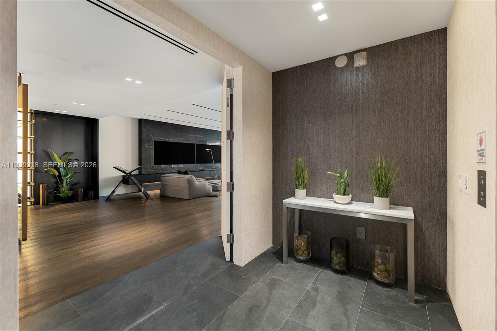 10203 Collins Ave #1403, Bal Harbour FL 33154
