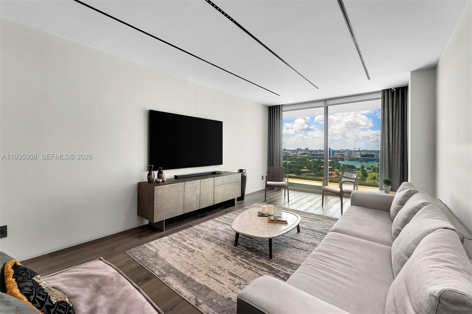 10203 Collins Ave #1403, Bal Harbour FL 33154