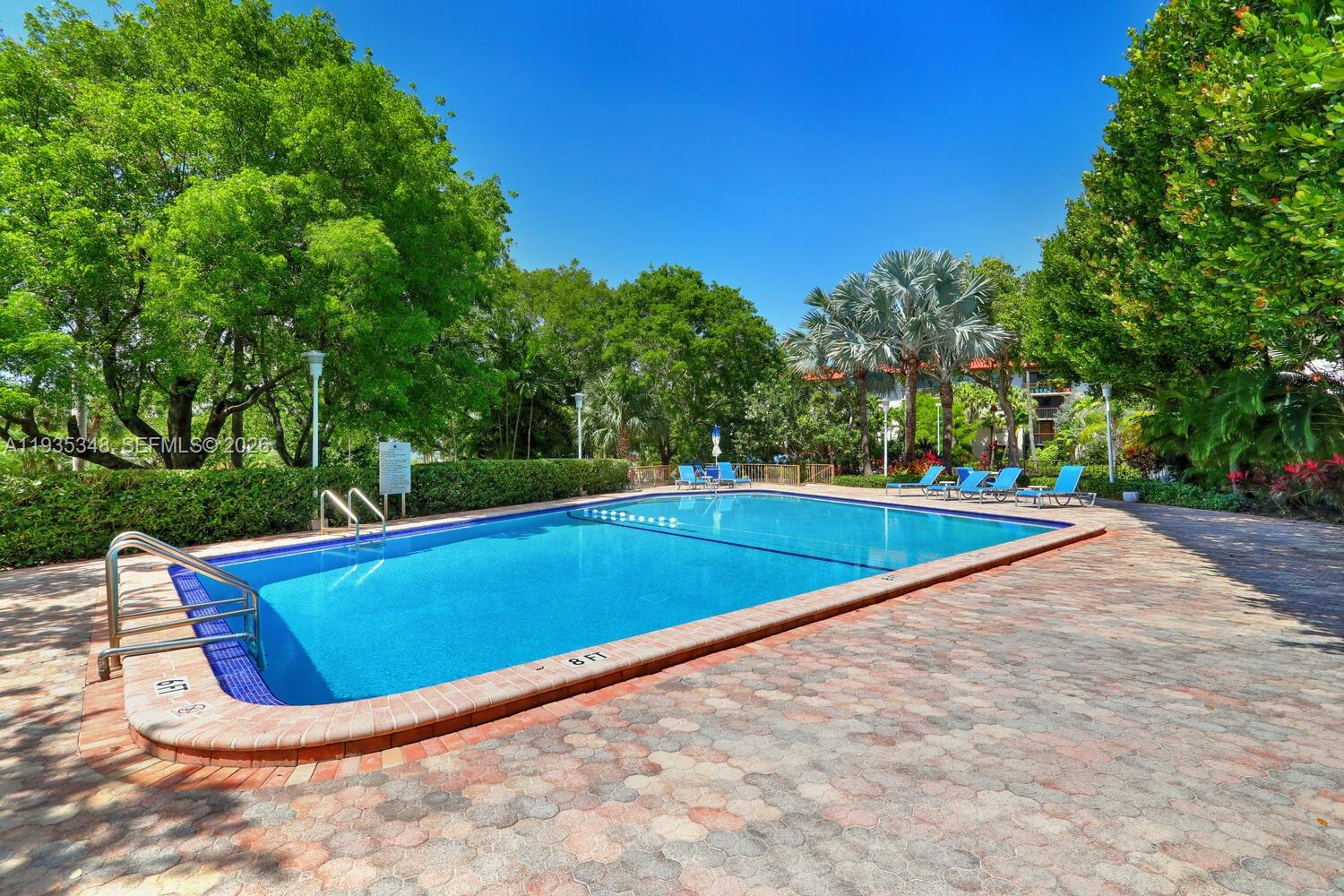 155 Ocean Lane Dr #413, Key Biscayne FL 33149