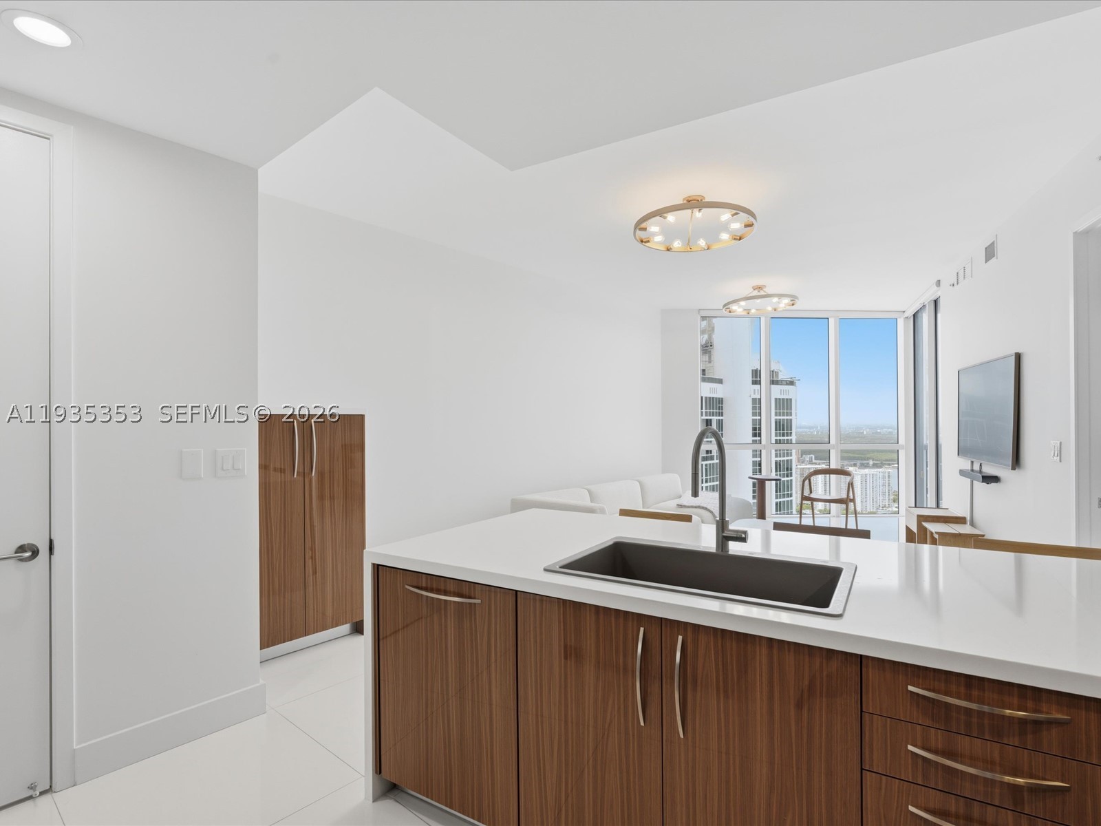 18201 Collins Ave #5508, Sunny Isles Beach FL 33160