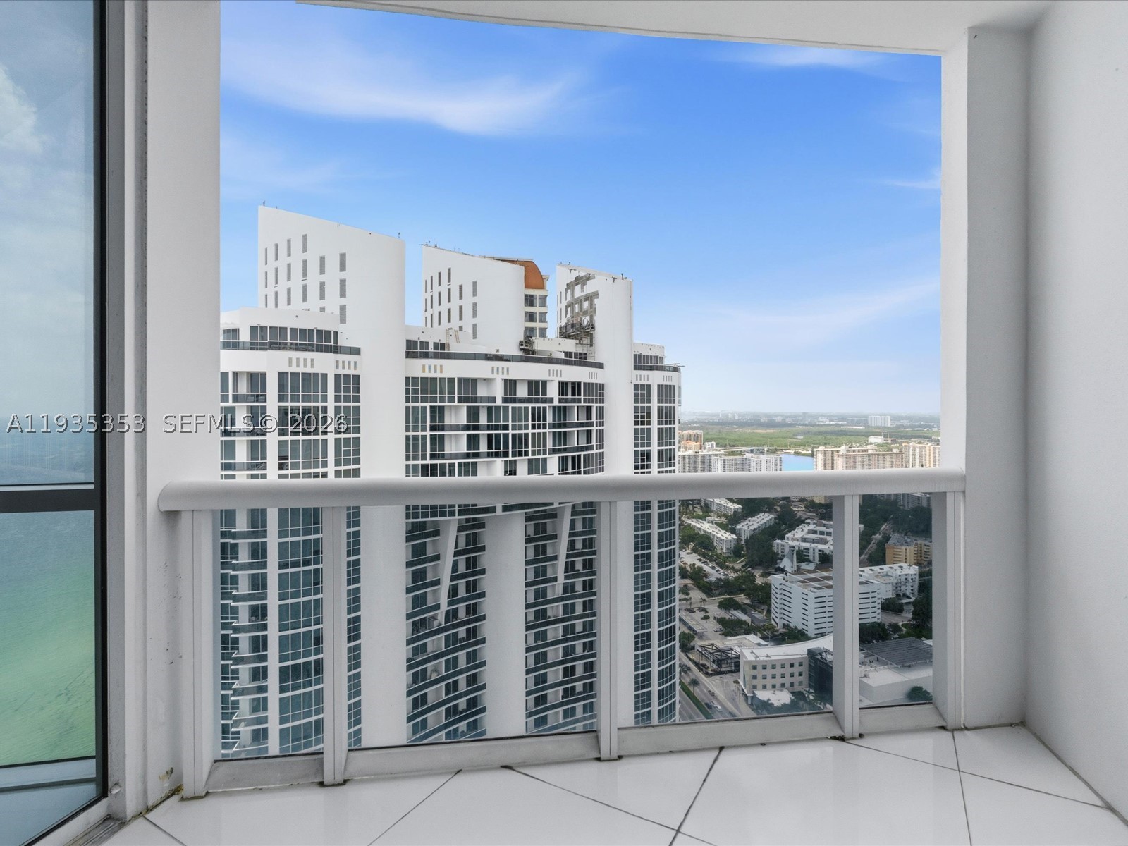 18201 Collins Ave #5508, Sunny Isles Beach FL 33160